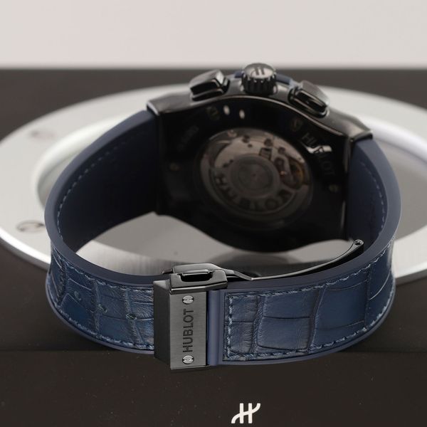 Hublot Classic Fusion 521.CM.7170.LR